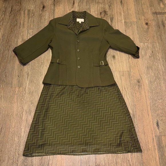 Studio One size 10 ladies matching dress and jacket Olive green - Picture 1 of 11